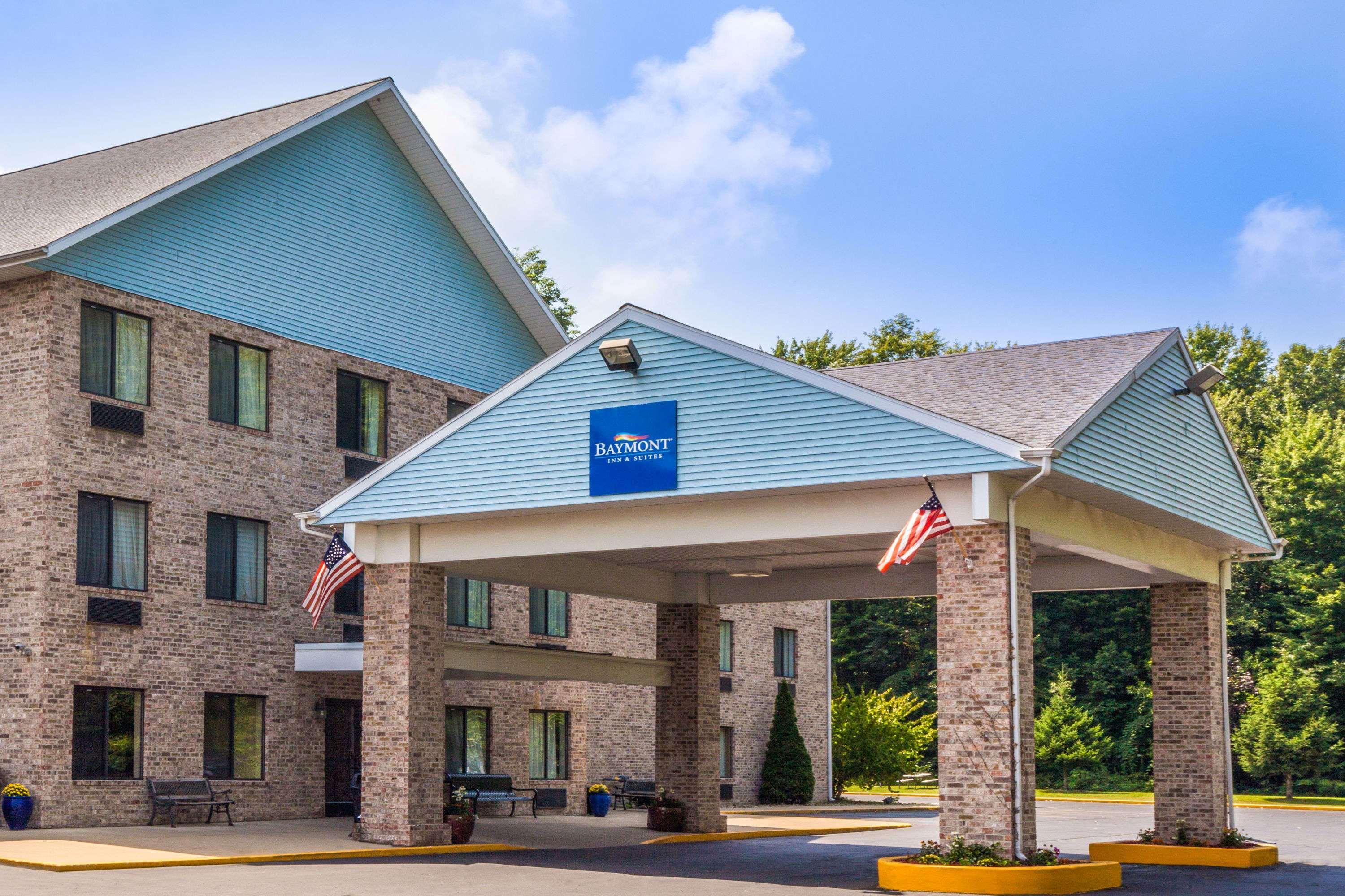 Baymont By Wyndham New Buffalo Exterior foto
